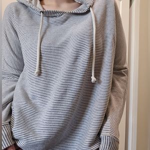 100% cotton pullover
